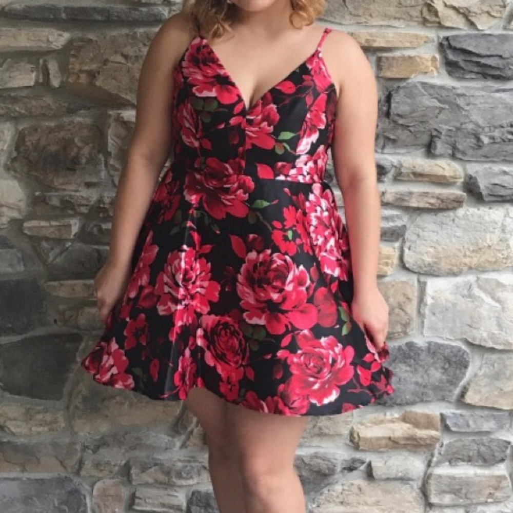 DRESS SALE 👗